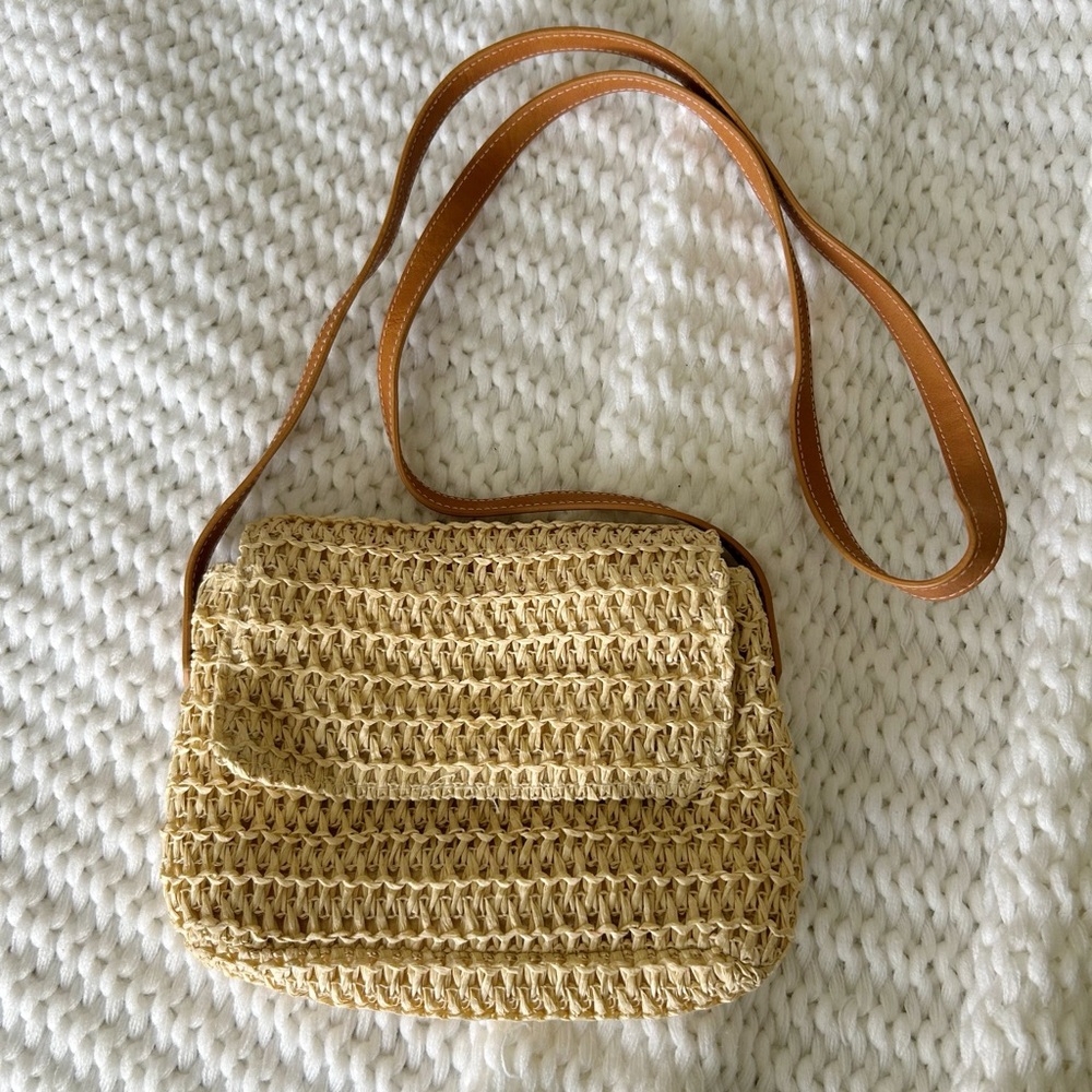 Universal thread Woven Tan Shoulder Bag